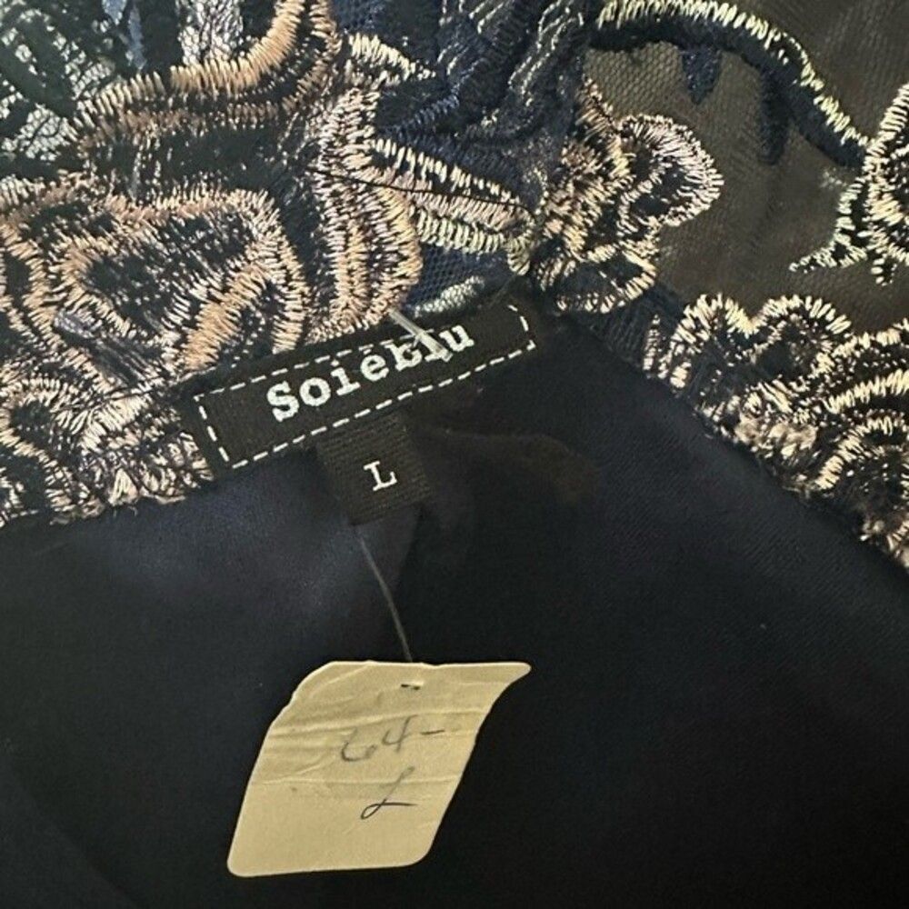 Soieblu Navy & Ivory Floral Off-The-Shoulder Ruched Mini Dress - Large NWT - Picture 5 of 5